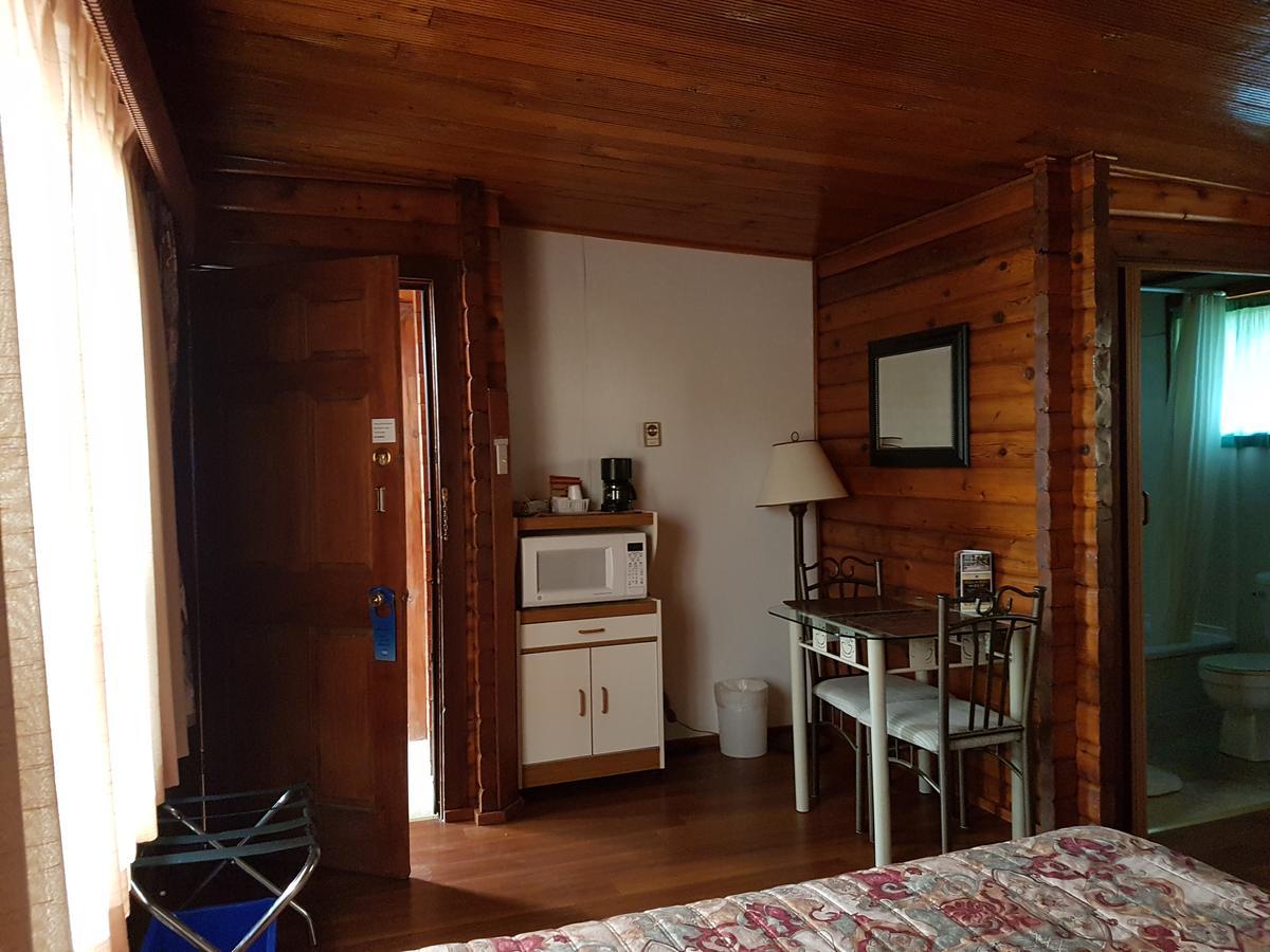 Flamingo Motel 크랜브룩 외부 사진