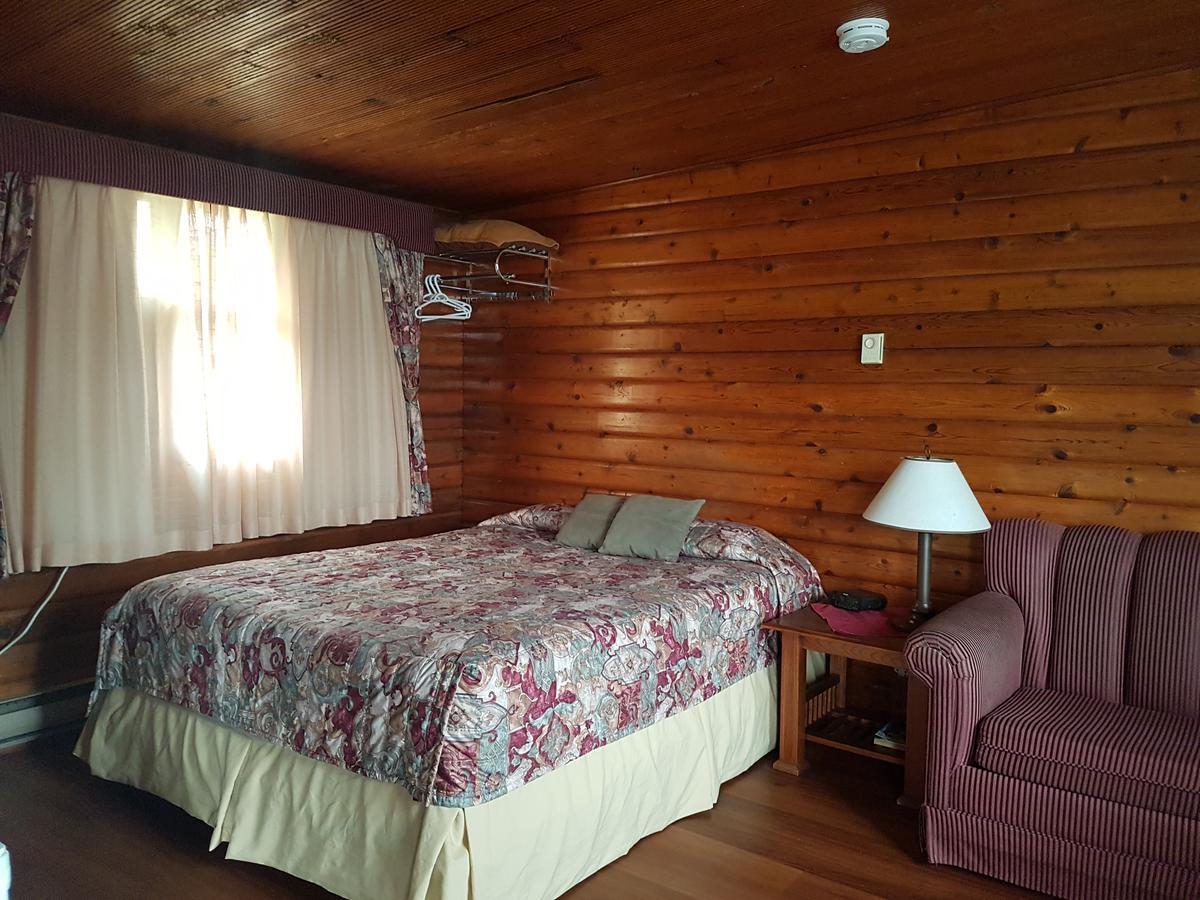 Flamingo Motel 크랜브룩 외부 사진