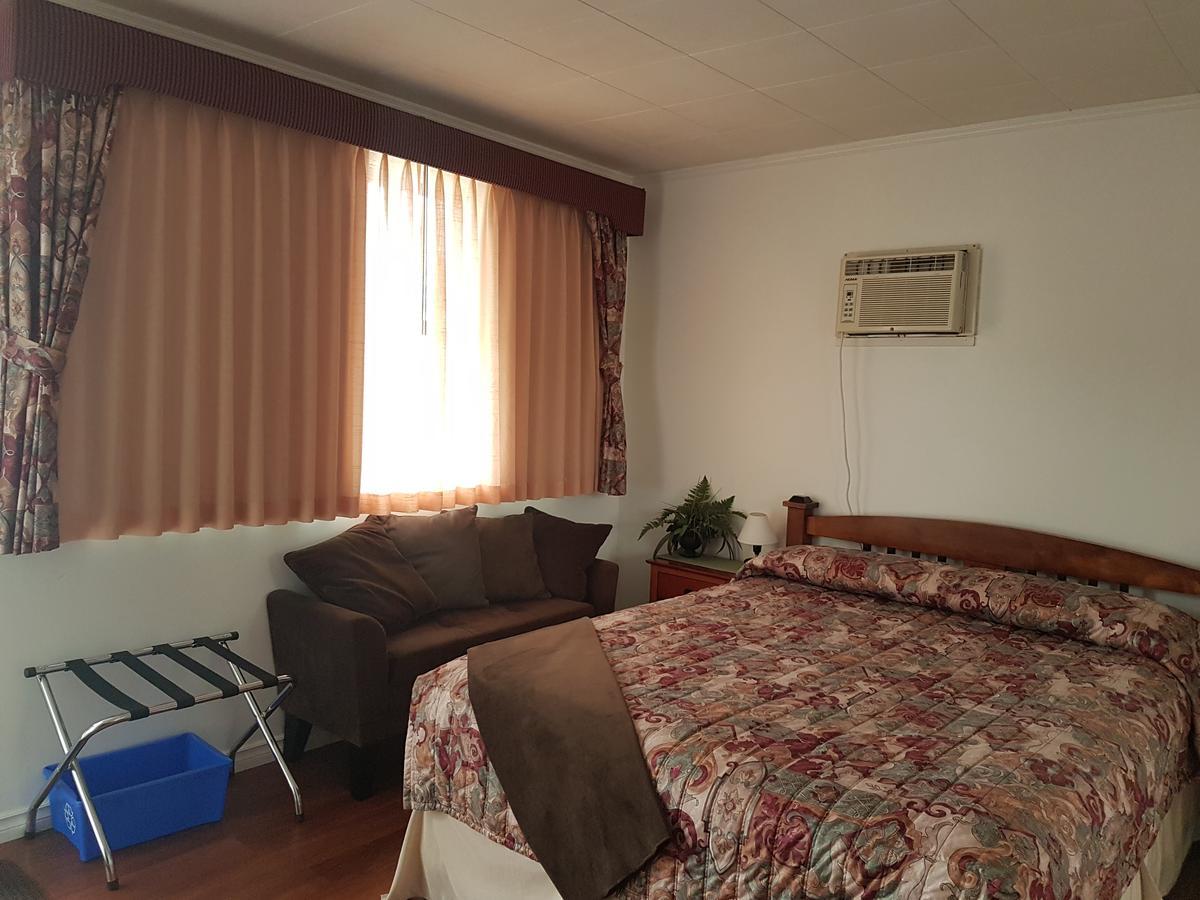 Flamingo Motel 크랜브룩 외부 사진